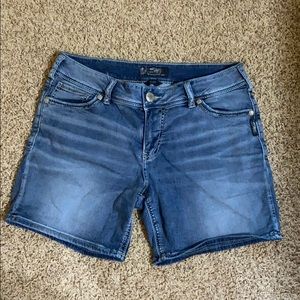 Silver Jean Short